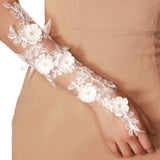Maraya Blanc Lace Gloves