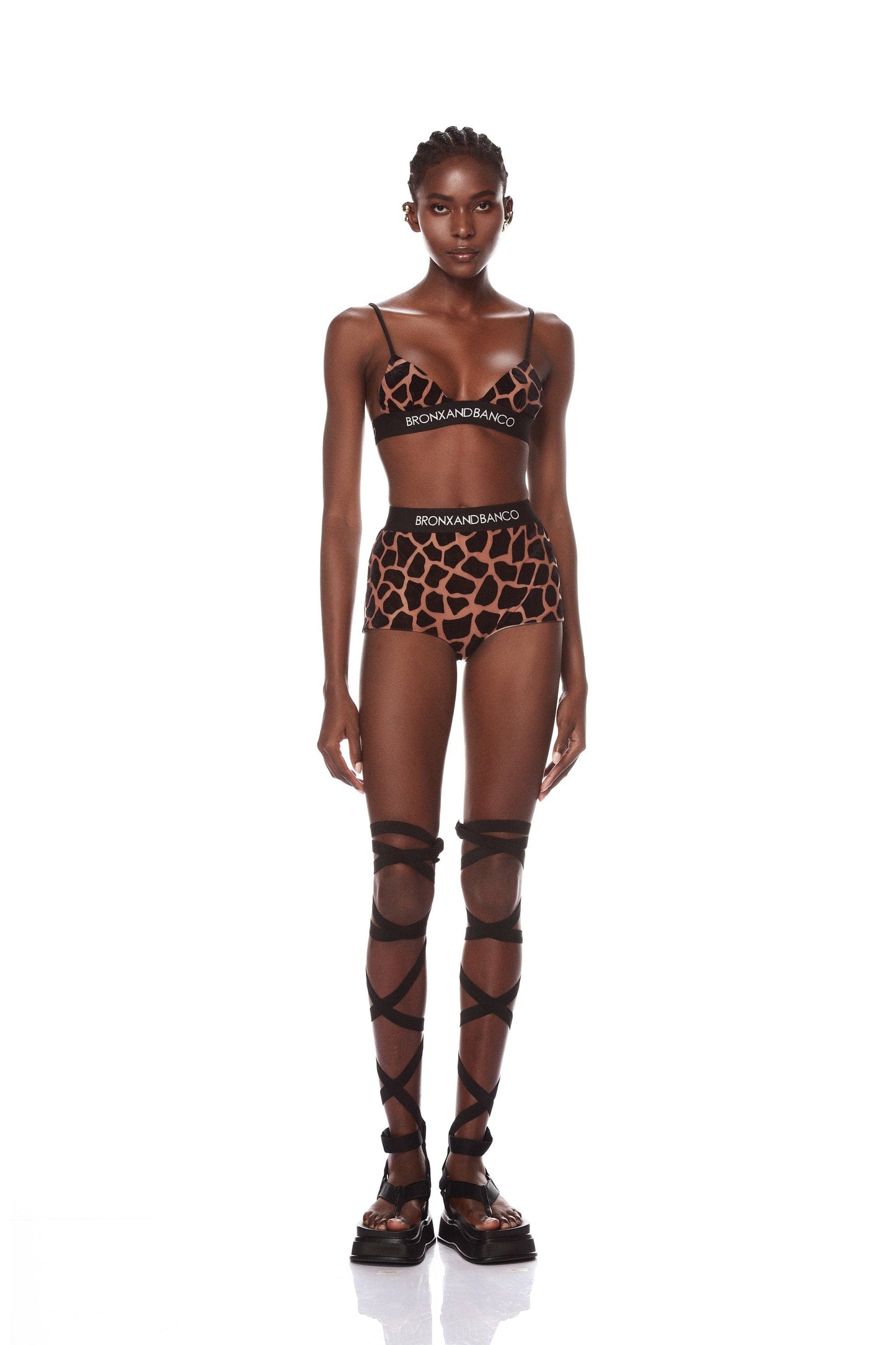 Nala Giraffe Set