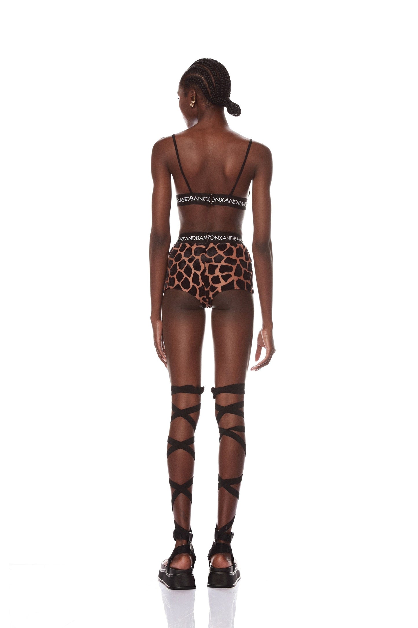 Nala Giraffe Set