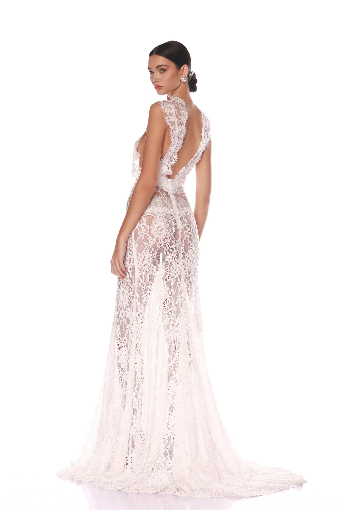 Naia Blanc Lace Gown
