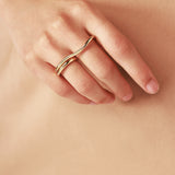 Curved Wave Ring