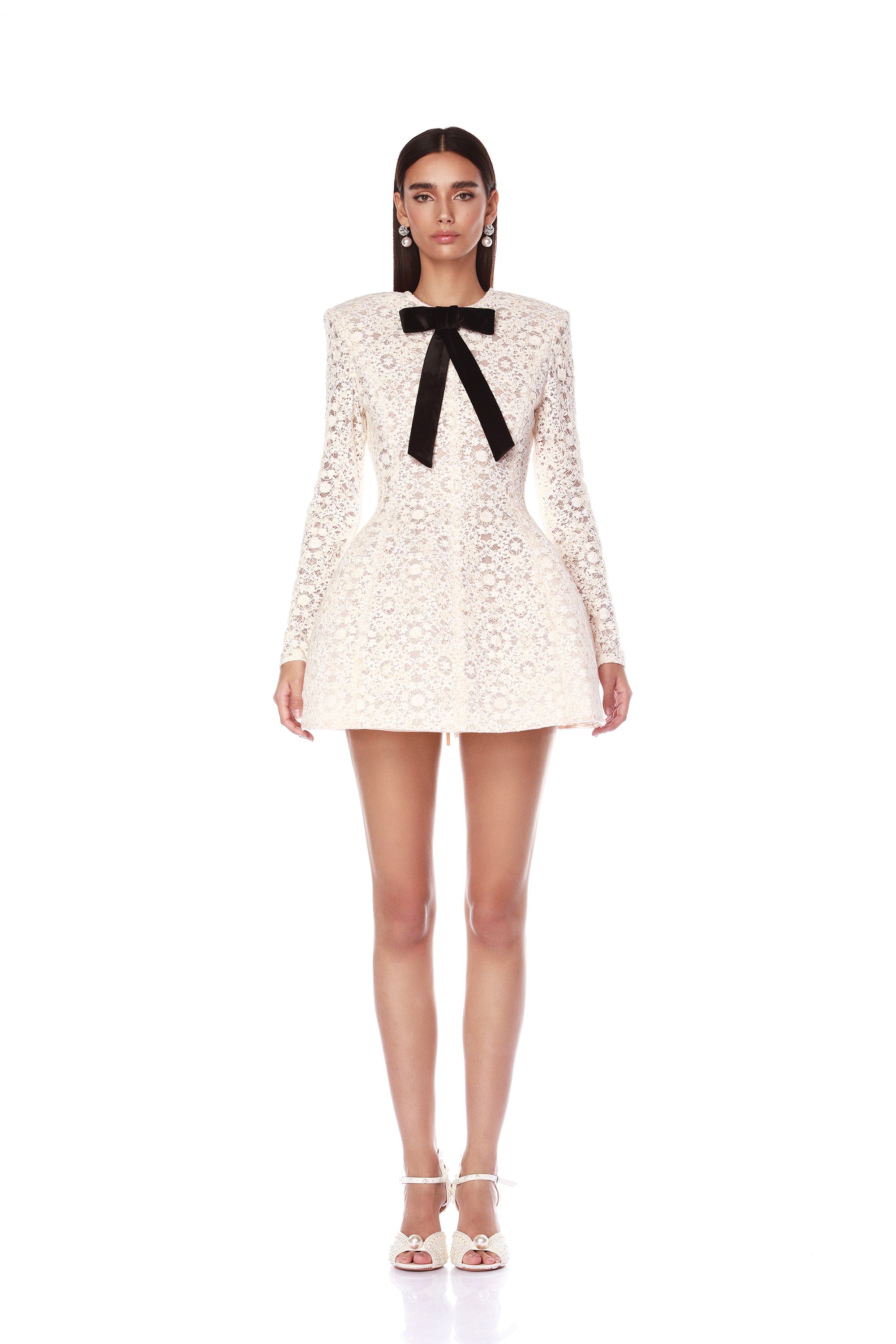 Flaunt Your Legs: Bronx and Banco's Chic Mini Dresses – BRONX AND